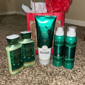 Bath & Body Works Gift Bundle